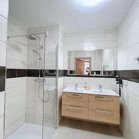 Appartement T3 Vue Sur La Baie De Calvi (Corsica)
